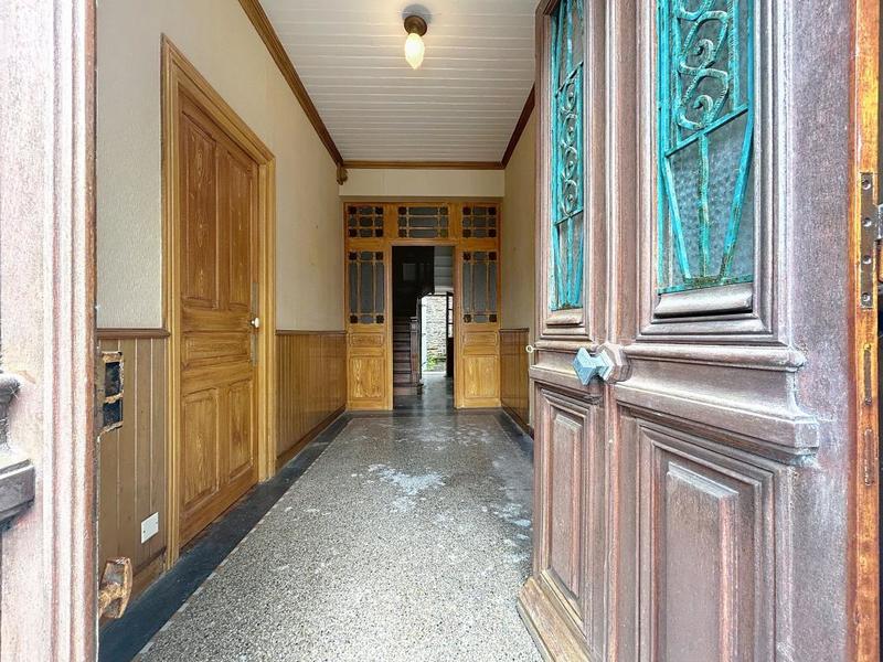 Maison - 194 m² - 7 pièces