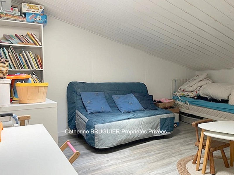 Maison - 225 m² - 10 pièces