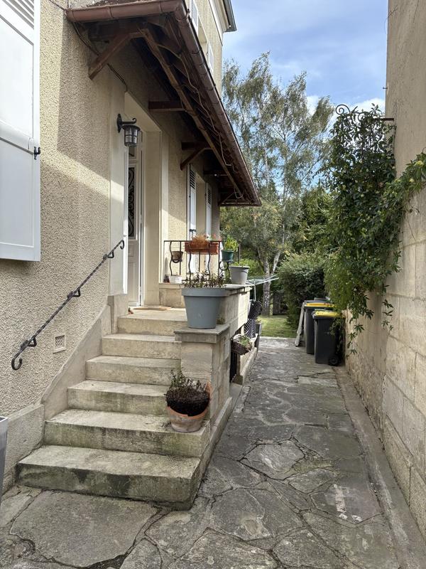 Maison traditionnelle - 130 m² - 4 pièces