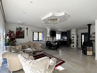 Maison contemporaine - 111 m² - 5 pièces