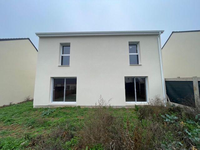 Maison - 128 m² - 4 pièces