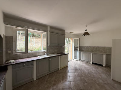 Maison - 104 m² - 4 pièces