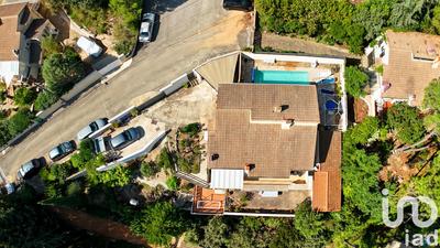 Maison - 141 m² - 5 pièces