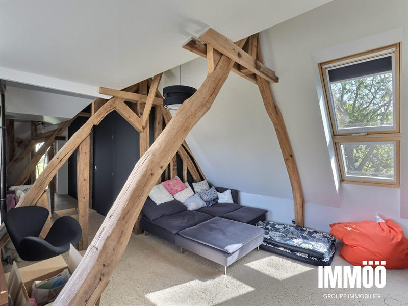 Maison contemporaine - 220 m² - 8 pièces