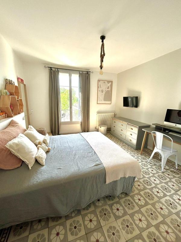 Maison - 390 m² - 17 pièces