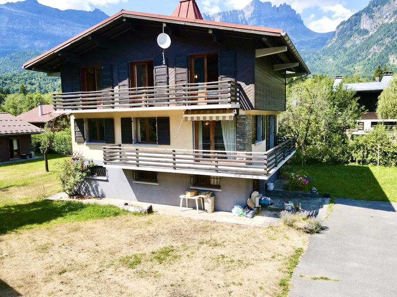 Maison - 141 m² - 7 pièces