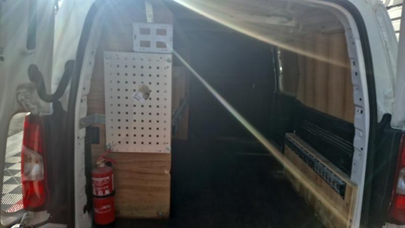 Citroën Berlingo Van Xl 950 Bluehdi 100 Ss Bvm6 Driver