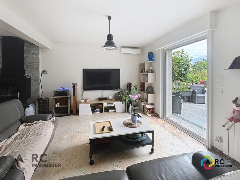 Maison - 135 m² - 6 pièces