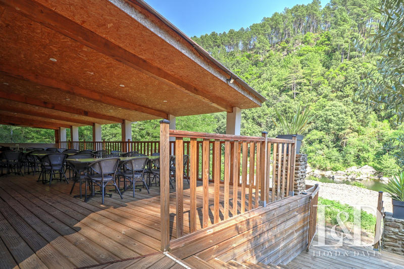 Local commercial - 300 m²