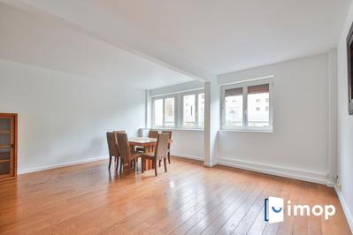 Appartement - 110 m² - 5 pièces