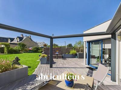 Maison - 186 m² - 9 pièces