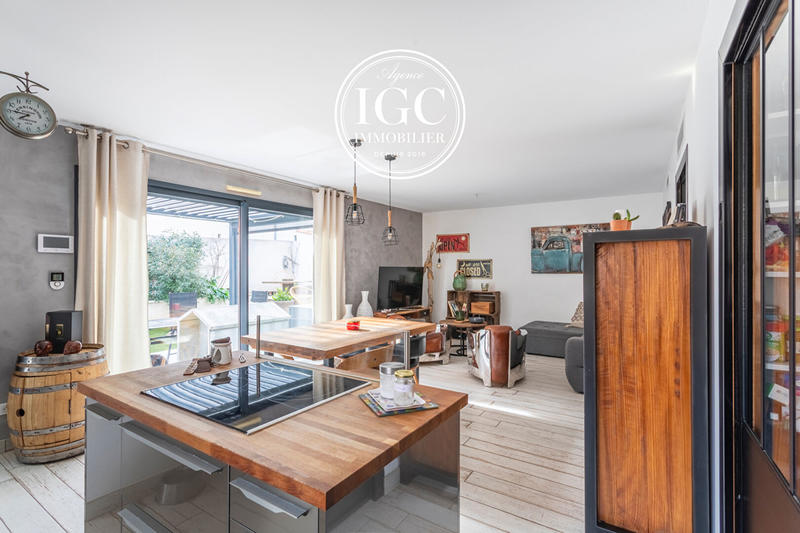 Appartement - 72 m² - 3 pièces