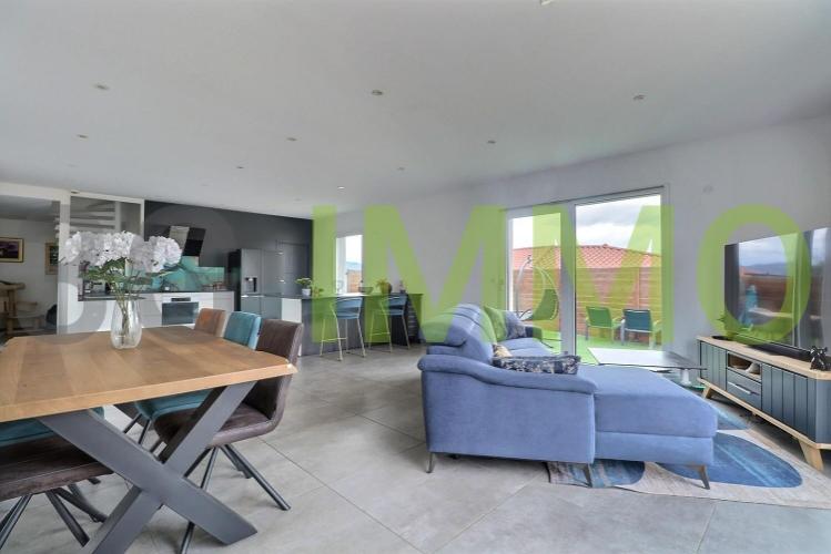 Maison contemporaine - 202 m² - 5 pièces