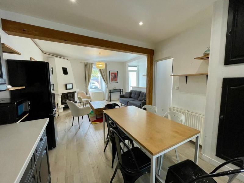 Maison - 91 m² - 5 pièces