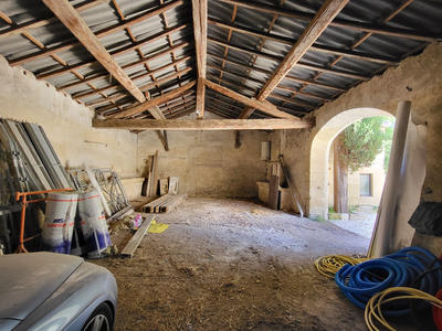 Parking / Garage - 140 m²