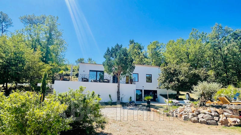 Villa - 110 m² - 4 pièces