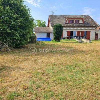 Maison - 140 m² - 7 pièces