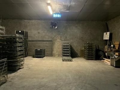 Local d'activité / Entrepôt - 100 m²
