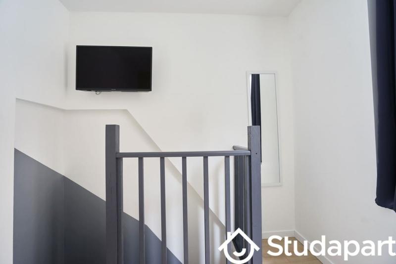 Chambre - 12 m² - 1 pièce