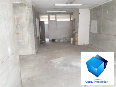 Local commercial - 68 m²