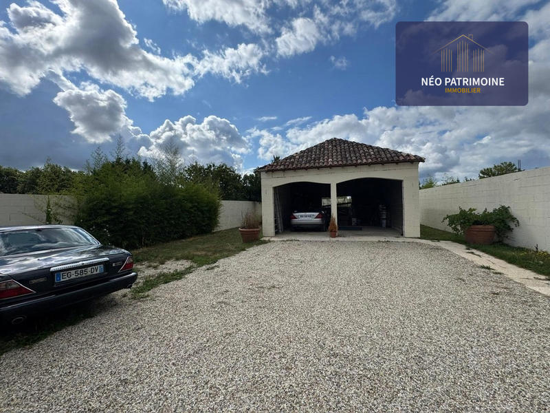 Maison ancienne - 300 m² - 12 pièces