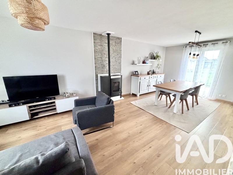 Maison - 90 m² - 4 pièces