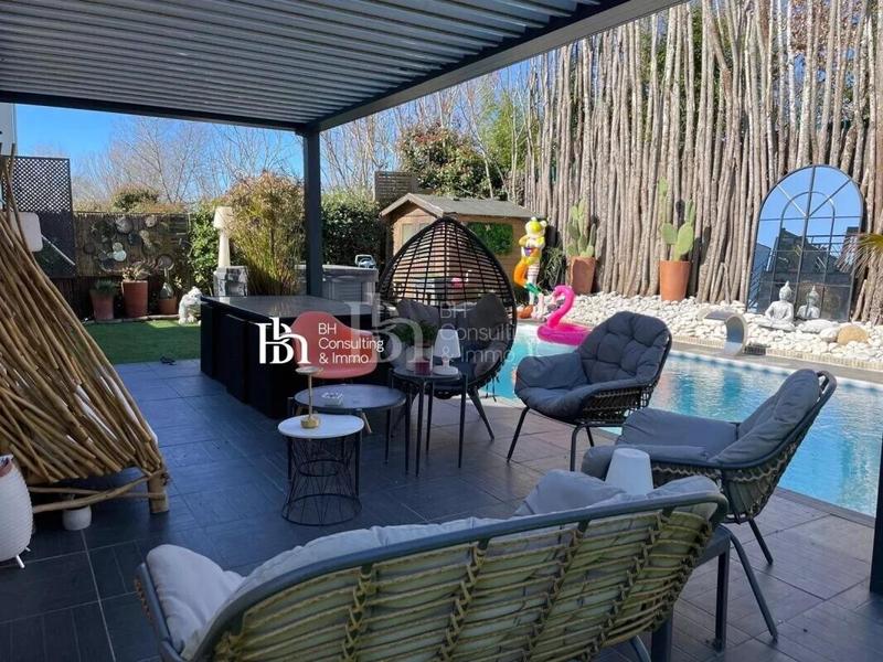 Maison - 123 m² - 6 pièces