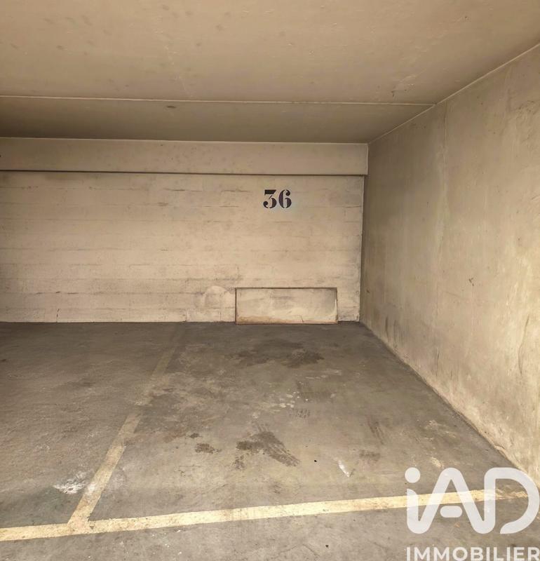 Parking - 15 m²