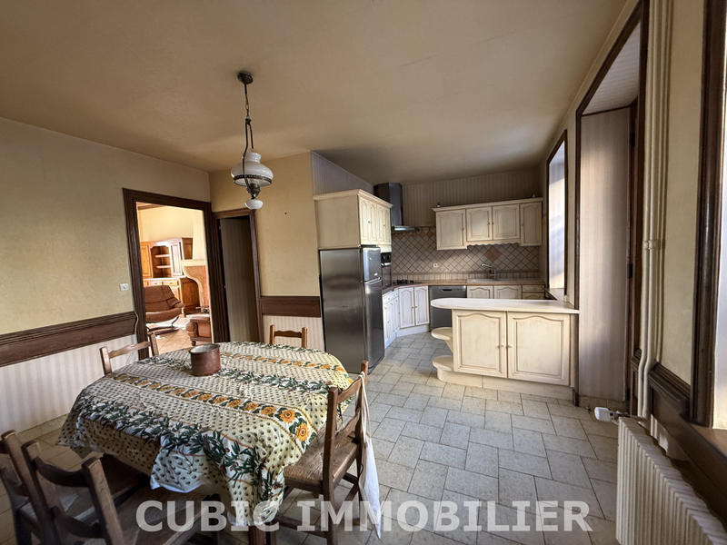 Maison - 150 m² - 4 pièces