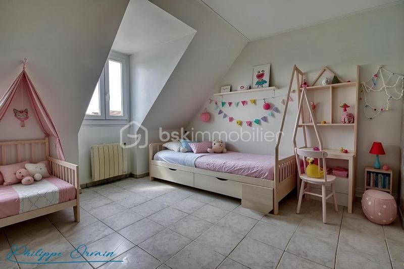 Pavillon - 149 m² - 7 pièces