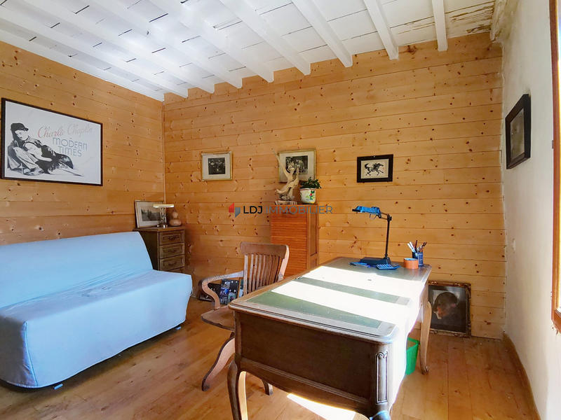 Maison - 350 m² - 12 pièces