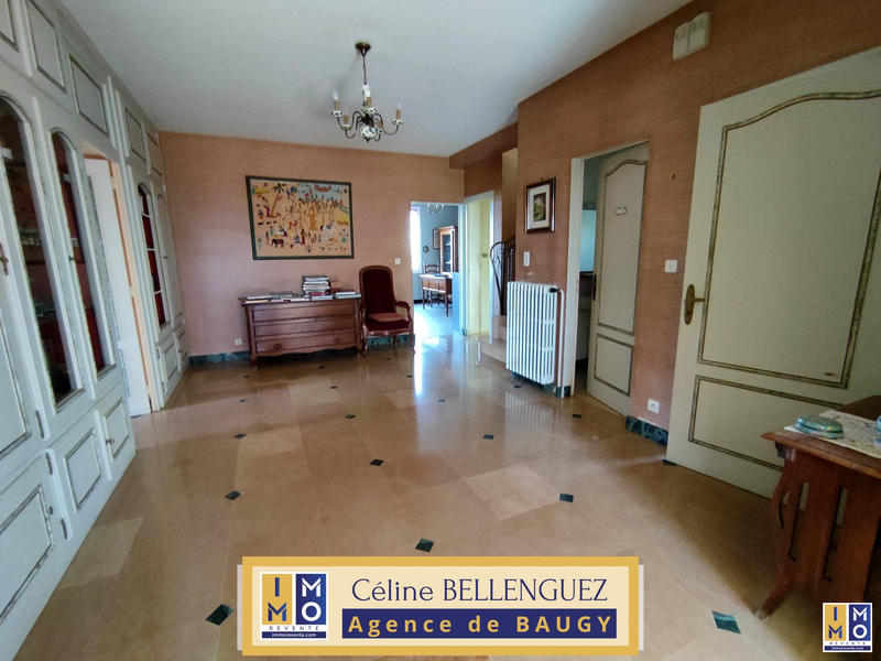 Maison traditionnelle - 262 m² - 10 pièces