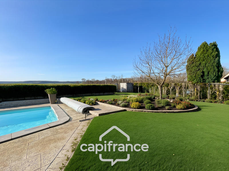 Maison - 152 m² - 7 pièces