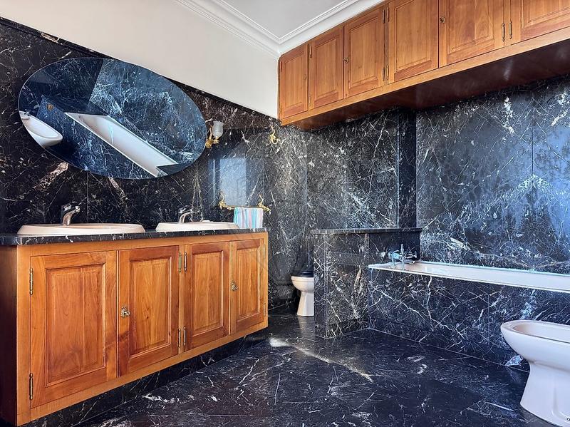 Appartement - 100 m² - 4 pièces