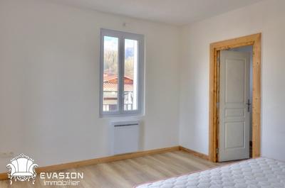 Appartement - 91 m² - 4 pièces
