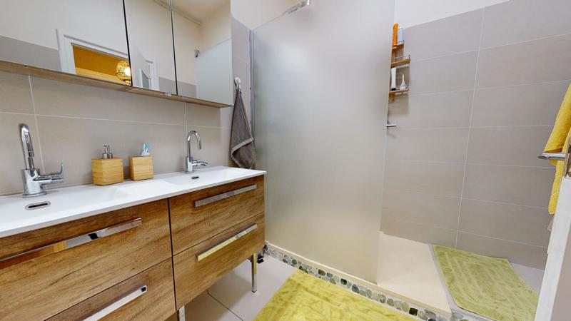 Appartement - 96 m² - 3 pièces