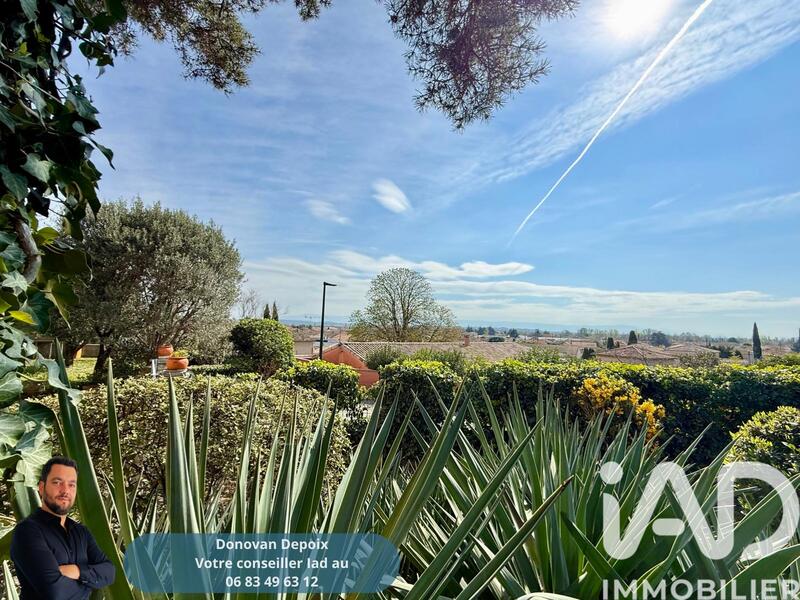 Maison - 237 m² - 9 pièces