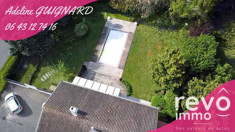 Maison - 248 m² - 11 pièces