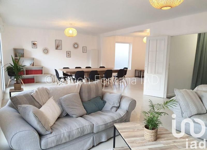 Maison - 246 m² - 11 pièces