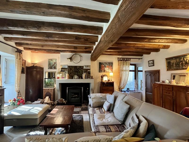 Maison - 180 m² - 6 pièces