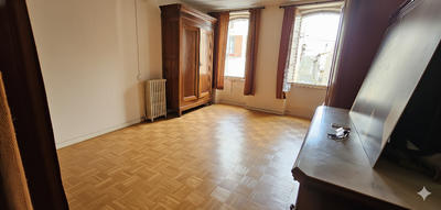 Maison - 93 m² - 4 pièces