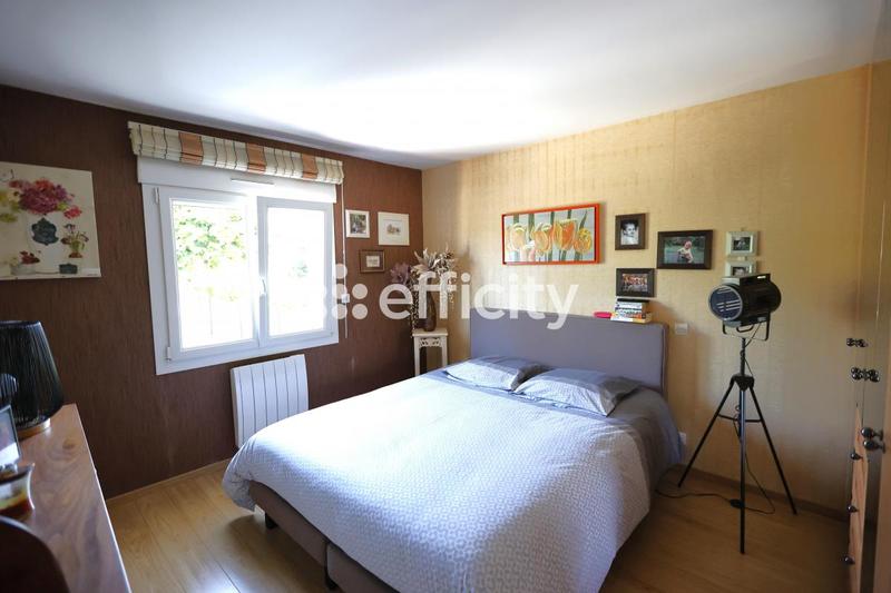 Maison - 195 m² - 5 pièces