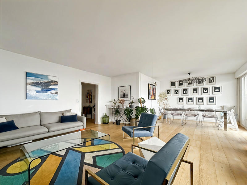 Appartement - 135 m² - 8 pièces