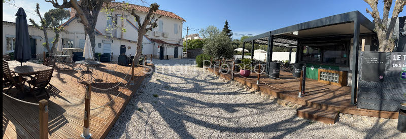 Local commercial - 20 pièces