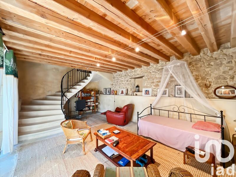 Maison - 230 m² - 8 pièces