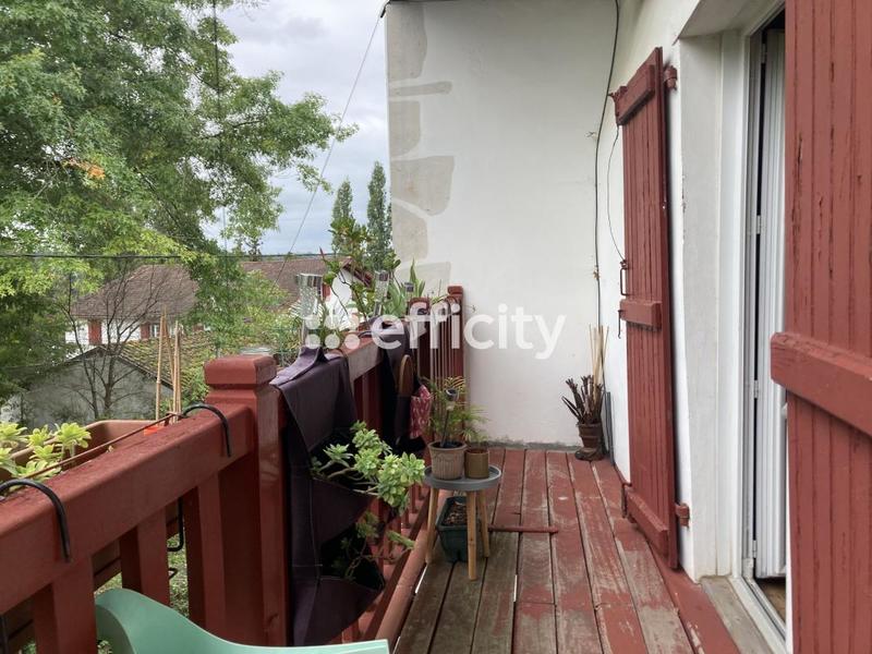 Appartement - 105 m² - 4 pièces