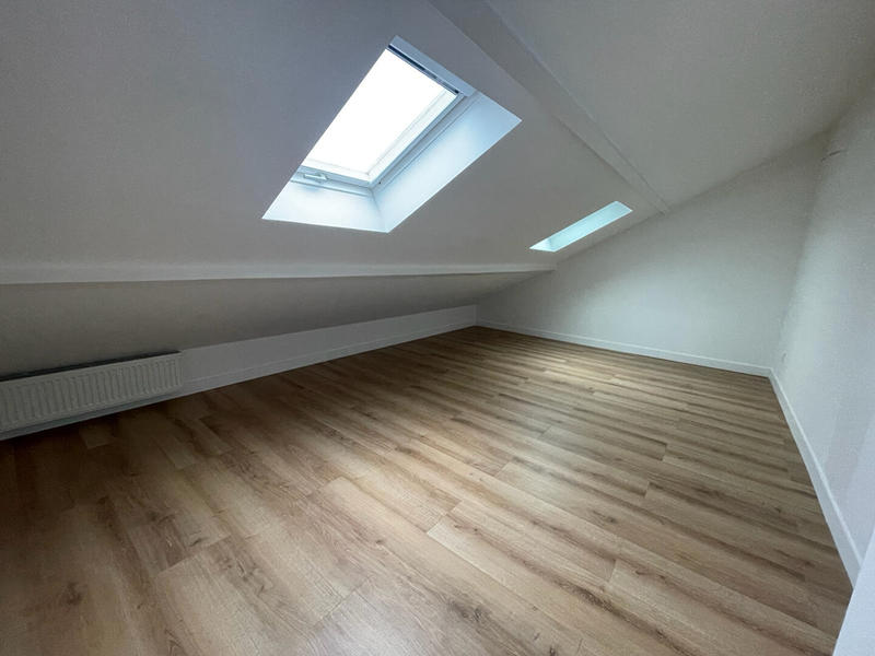 Maison - 85 m² - 5 pièces