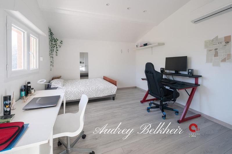 Maison - 146 m² - 7 pièces