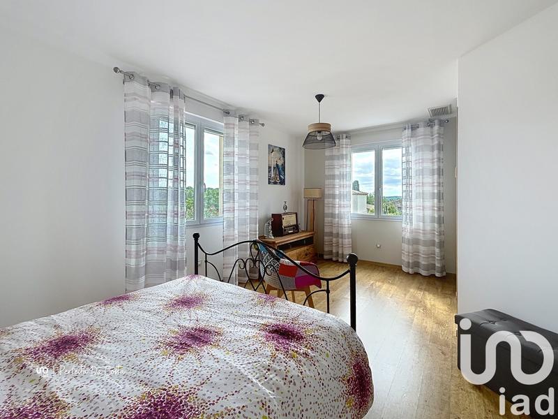 Maison - 179 m² - 5 pièces