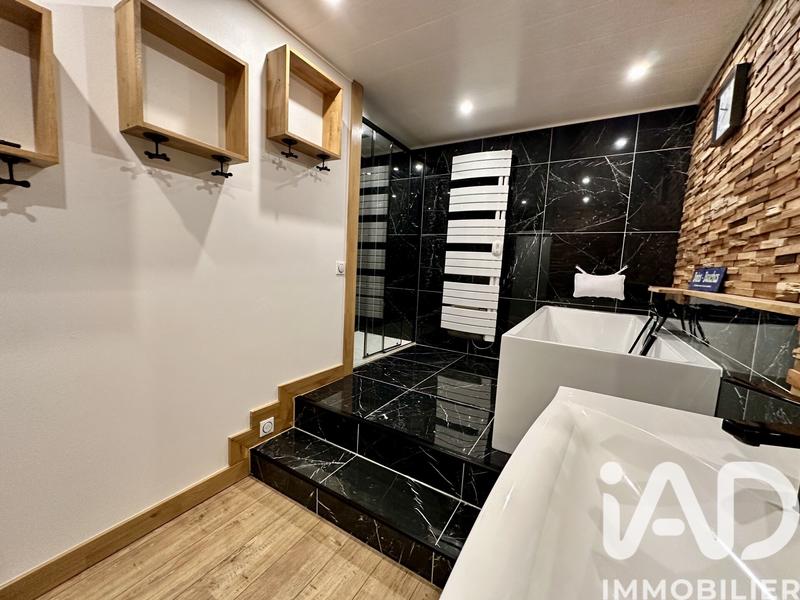 Duplex - 200 m² - 5 pièces